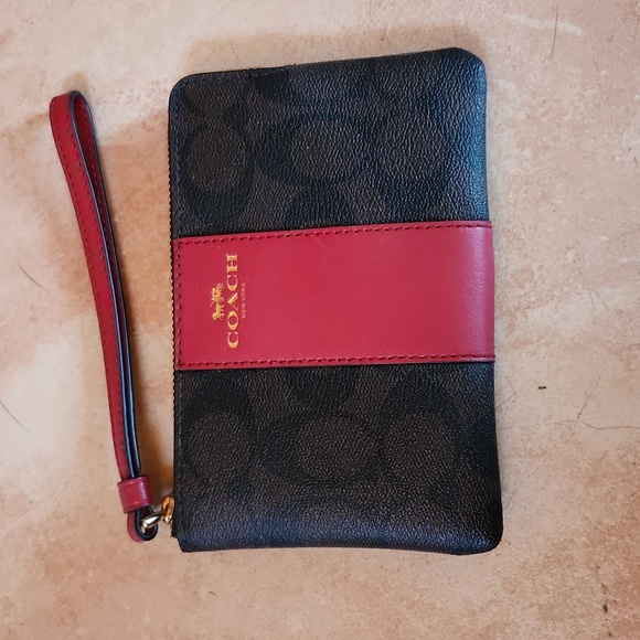 Coach wristlet - Picture 1 of 2